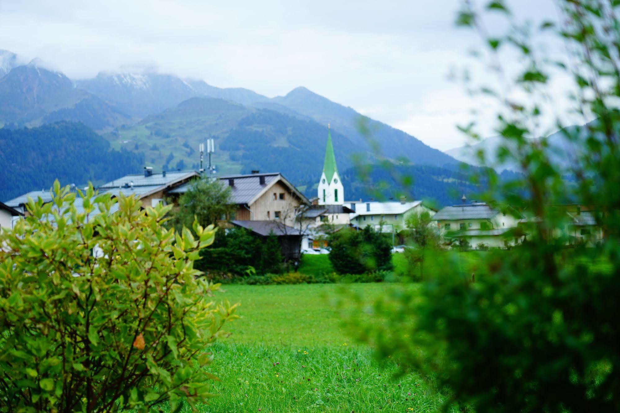Fairhotel Hochfilzen B&B Exterior photo